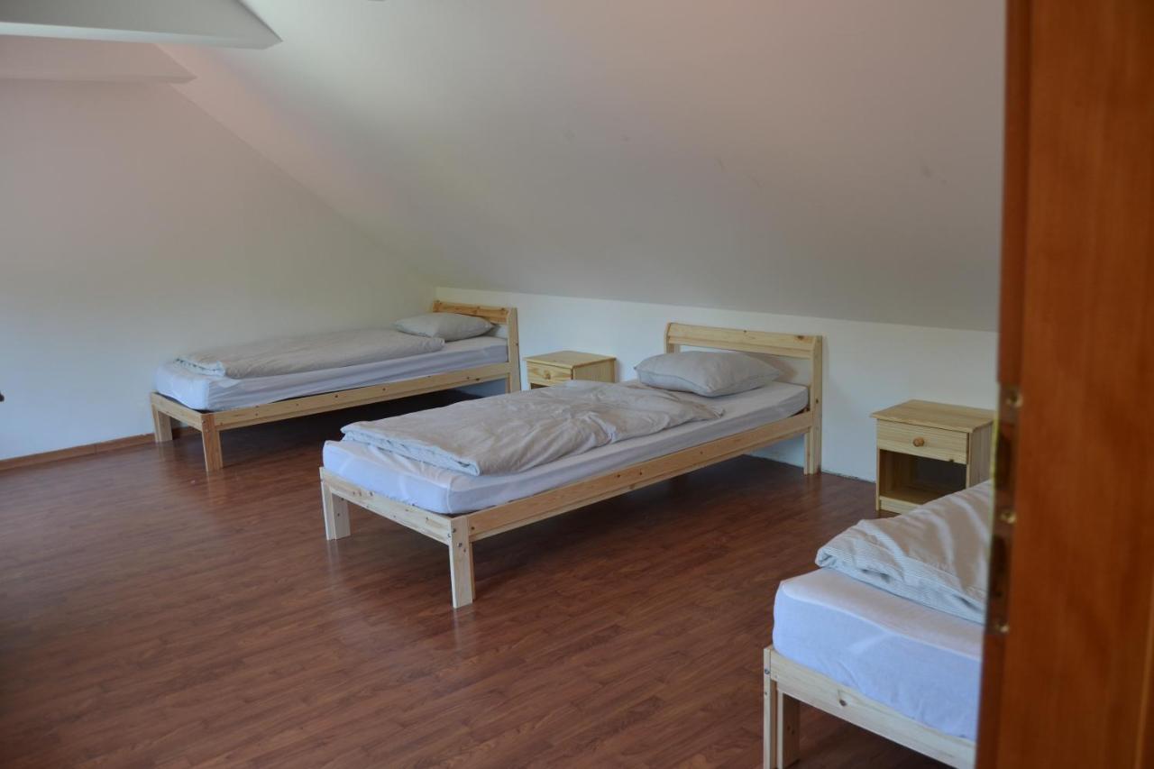 Large House With Parking, 30 Min To Prague Center Uvaly (Central Bohemian)