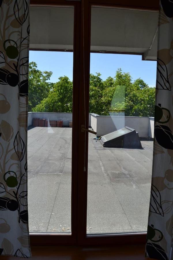 Large House With Parking, 30 Min To Prague Center * Uvaly (Central Bohemian)
