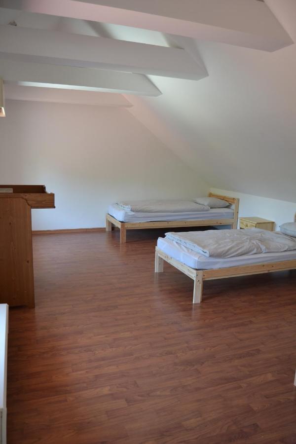 Large House With Parking, 30 Min To Prague Center Villa Uvaly (Central Bohemian)